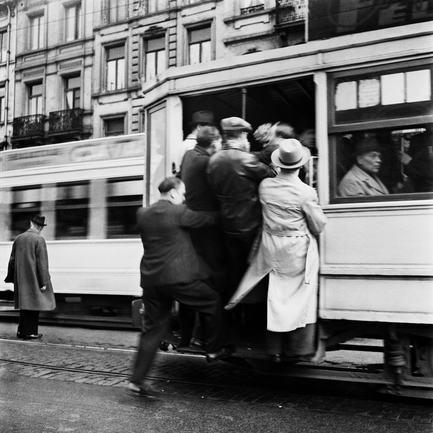 Tram, Cas Oorthuys