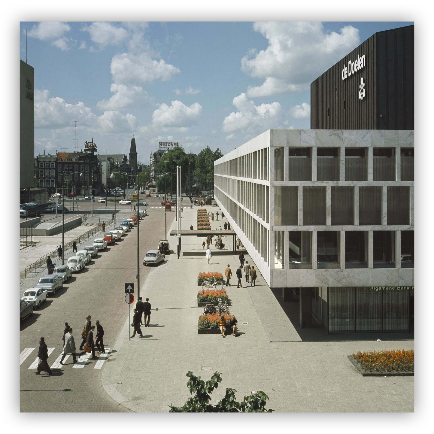 De Doelen, Bob van Dam