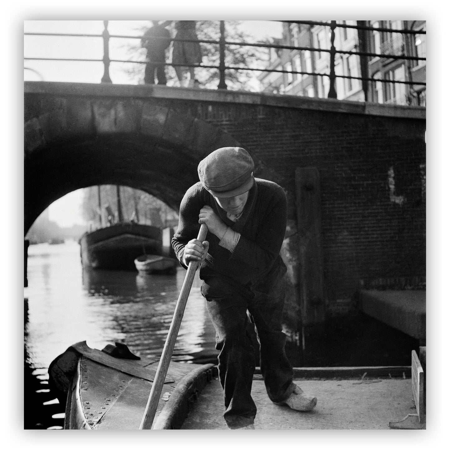 Schipper met dekschuit, Dolf Kruger