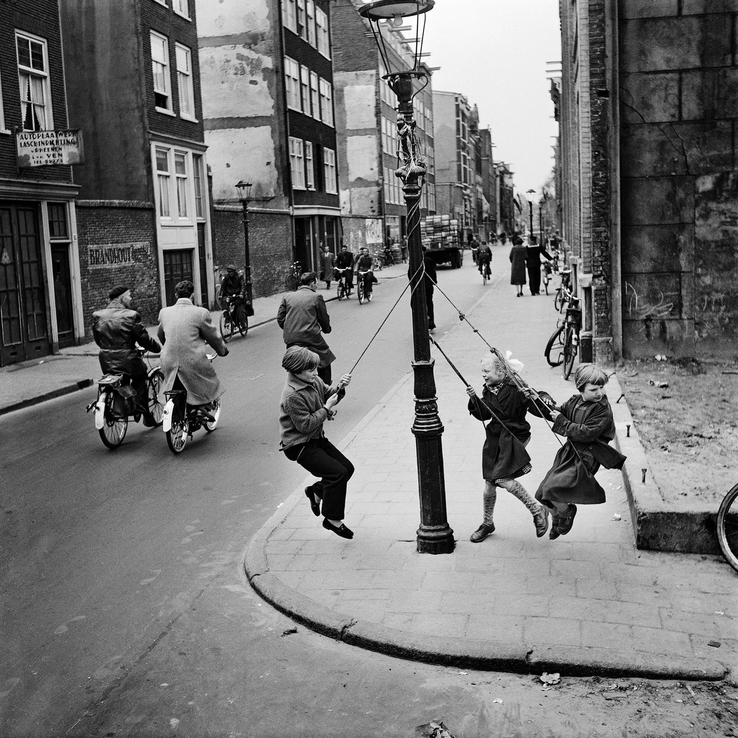 Spelen op straat, Dolf Kruger