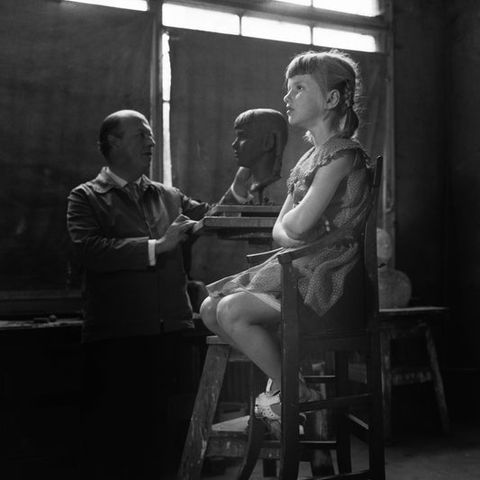 Beeldhouwer, Louise van der Veen